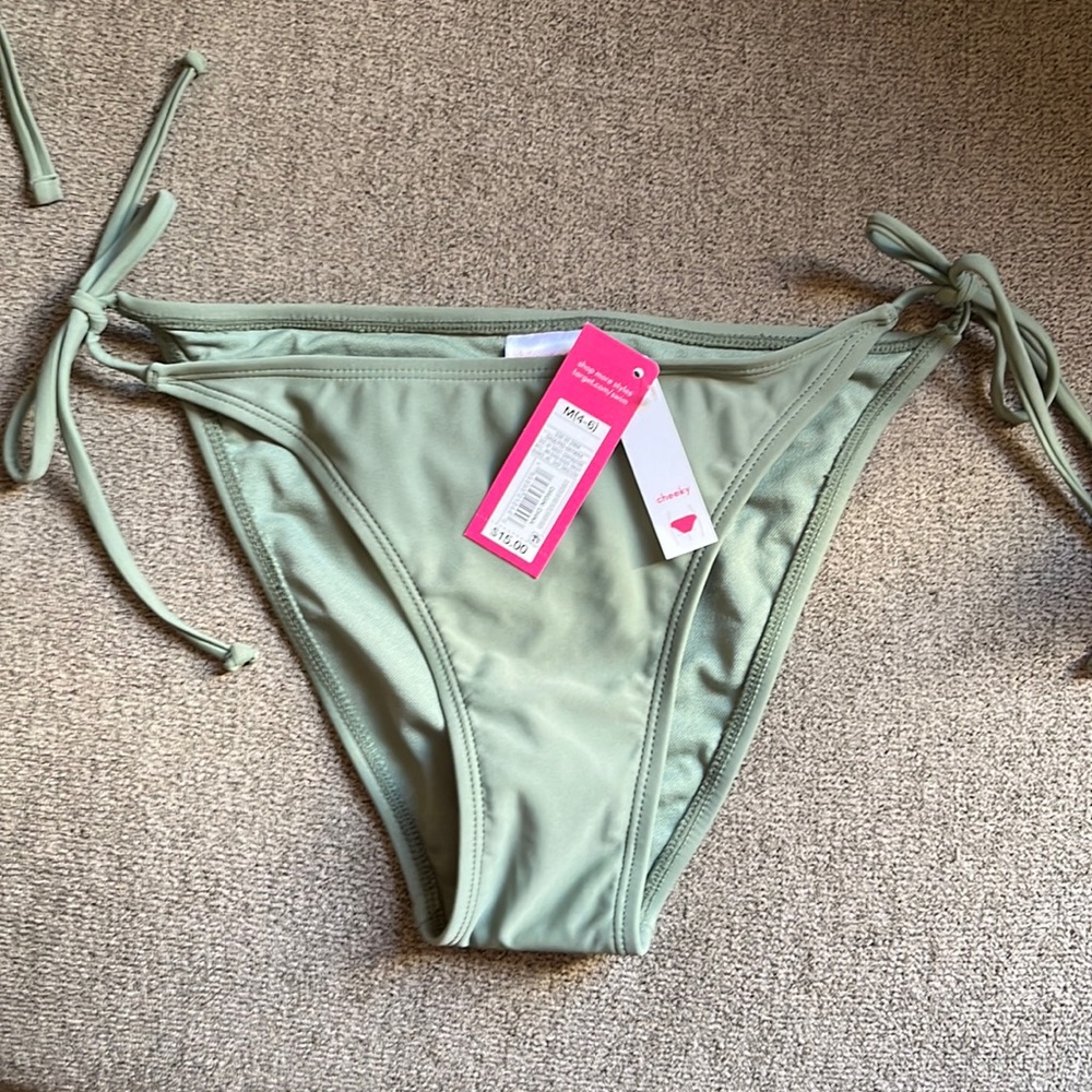 Medium olive swim bottoms
